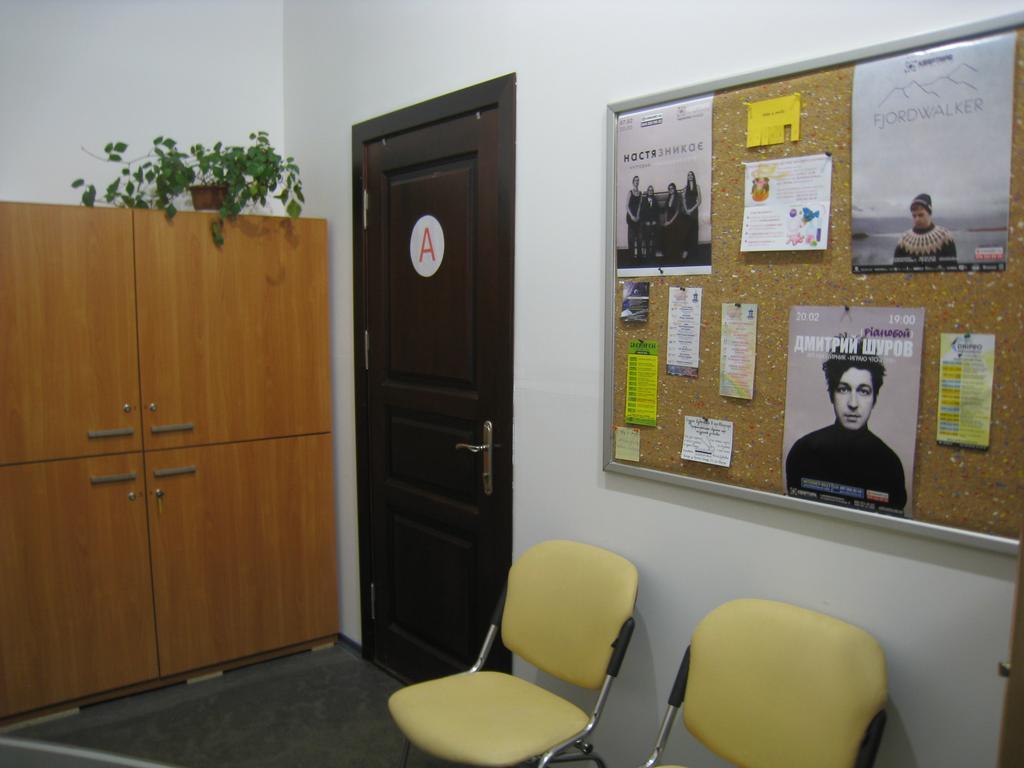 Hostel Smile-Dnepr Dnipro Ngoại thất bức ảnh