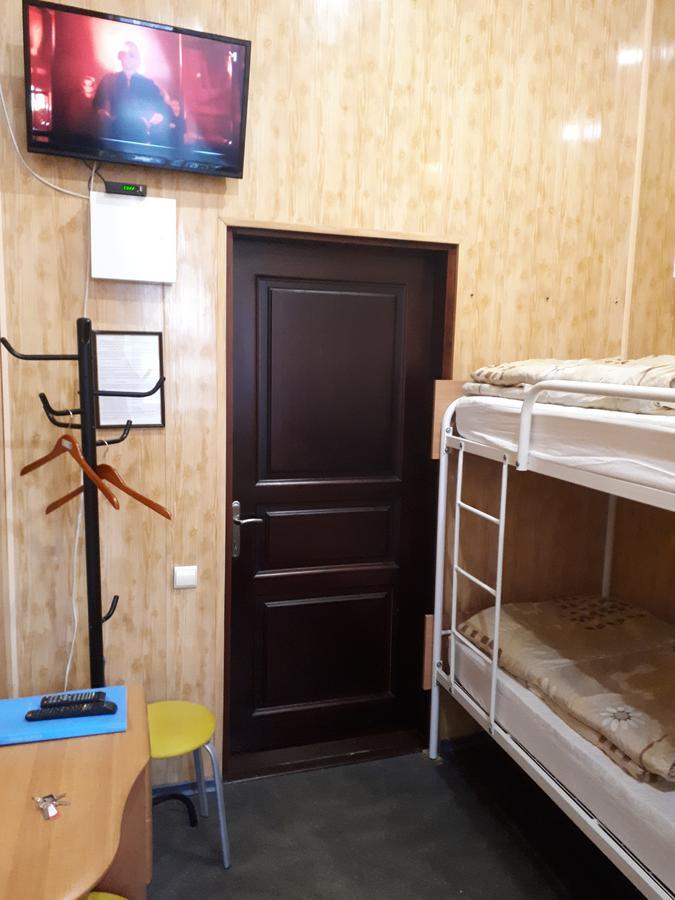 Hostel Smile-Dnepr Dnipro Ngoại thất bức ảnh